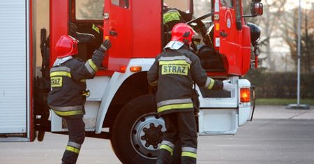 Kraków. Zderzenie autobusu i tramwaju. Kilkanaście osób poszkodowanych