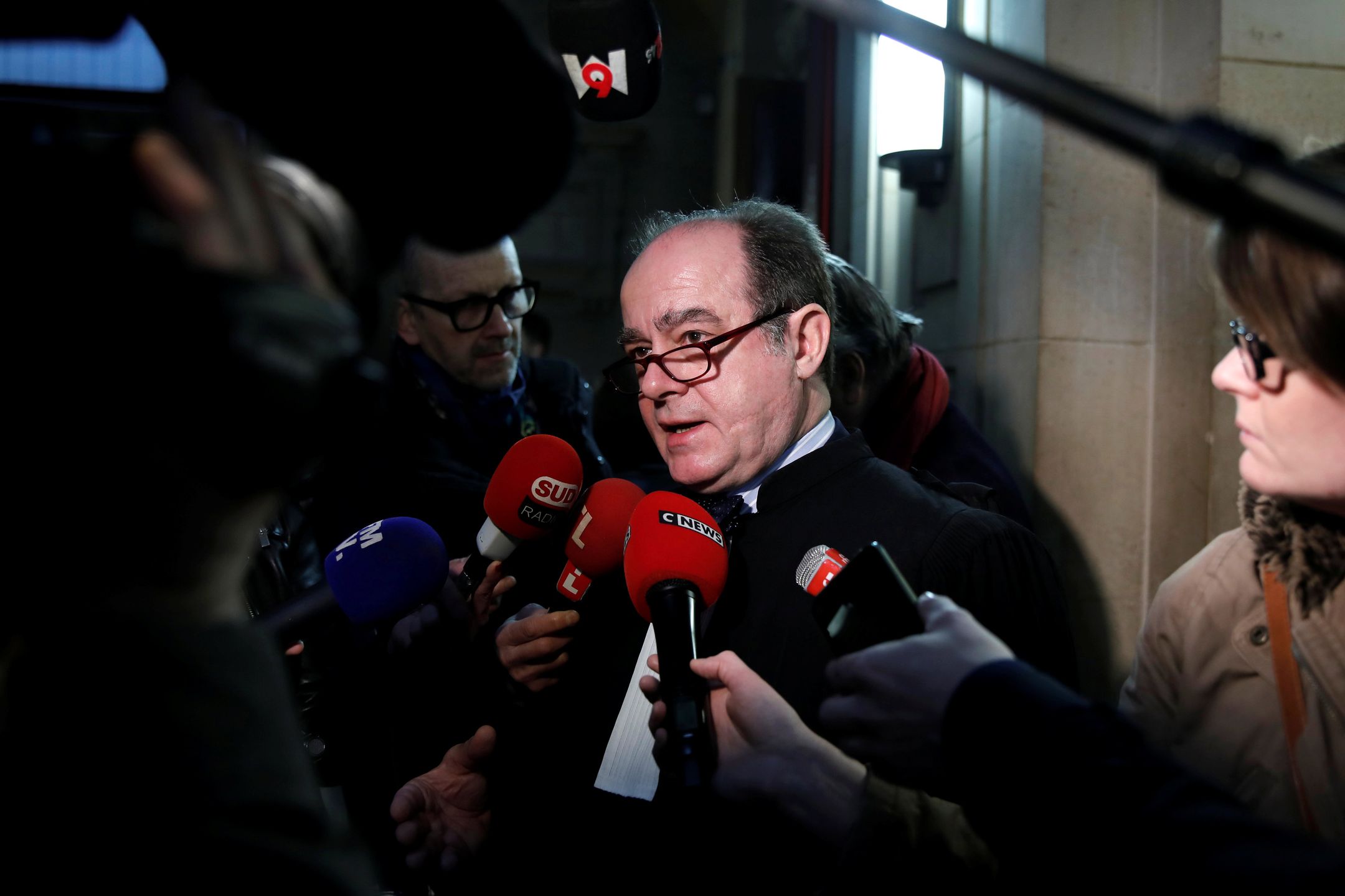 Georges Holleaux, adwokat reprezentujący rodziny ofiar Szakala