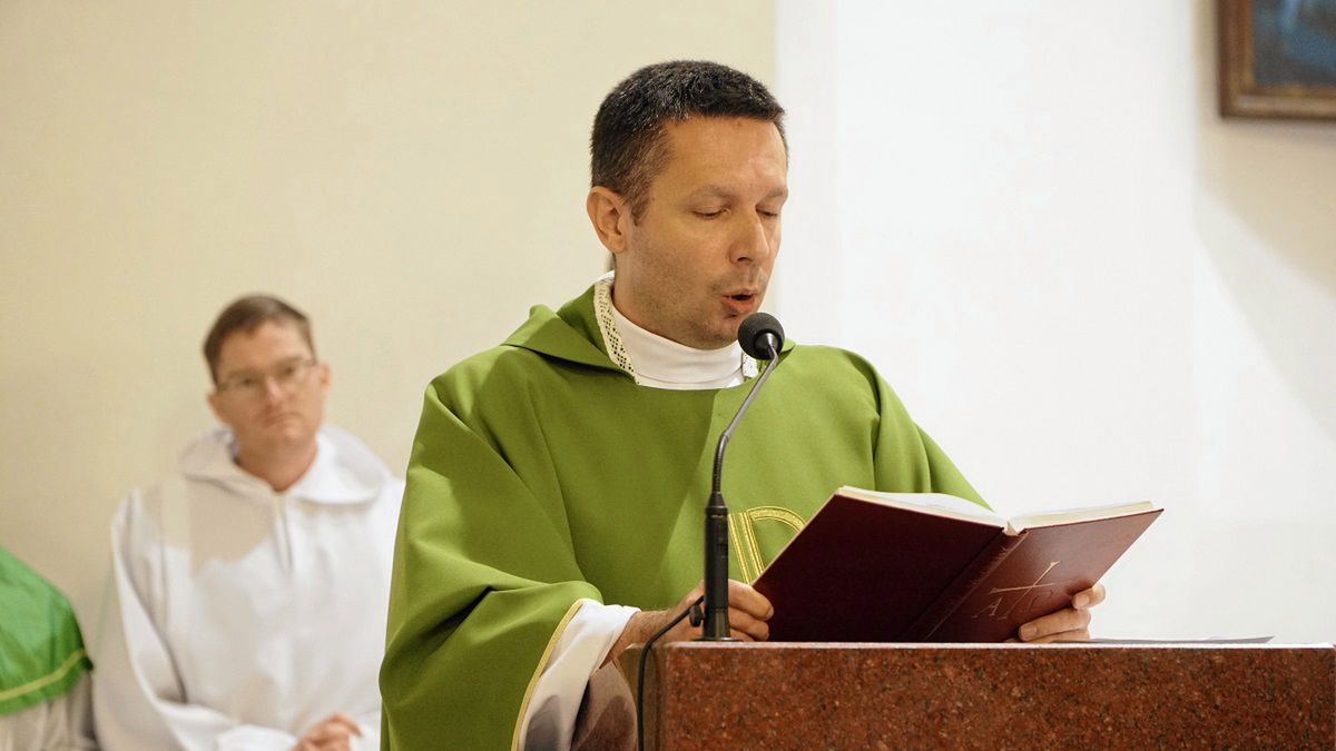 Ks. Daniel Wachowiak sprzeciwił się pochówkowi w katedrze abpa Paetza.