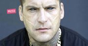 Popek zaskoczył metamorfozą. Z groźnego rapera stał się blondwłosym przystojniakiem. Koszulę zapiął na ostatni guzik