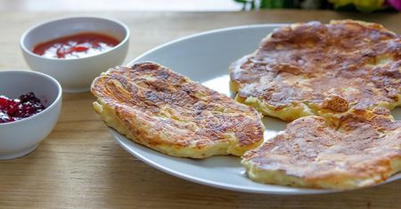 Pancakes z serem i makaronem