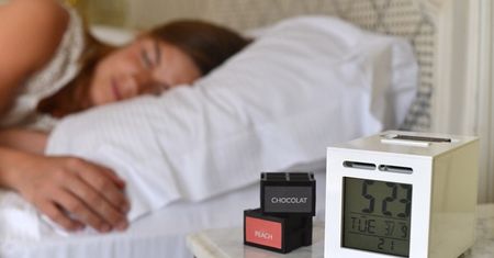 Budzik SensorWake obudzi nas ulubionym zapachem