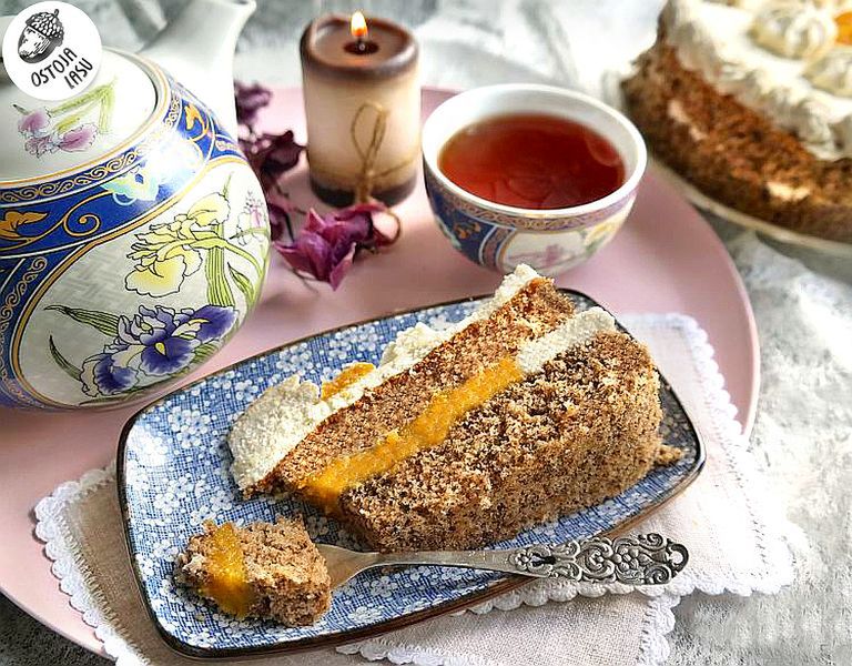 Herbaciany naked cake. Pyszny tort z mango