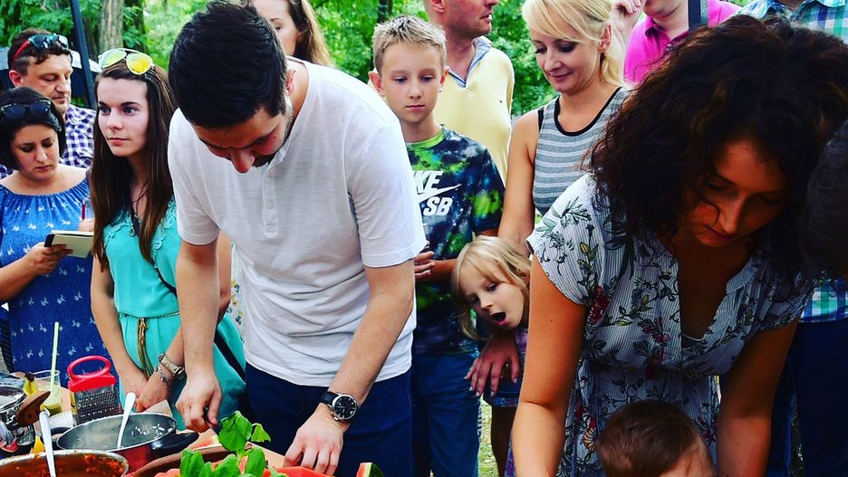 Na piknik Patryk Jaki zabrał ze sobą żonę i syna