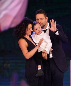 Żona Patryka Jakiego "skradła show" na konwencji. "Jest bardzo troskliwym i ciepłym ojcem"