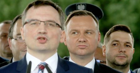 Wymiana ciosów trwa w najlepsze. Zbigniew Ziobro nie zaopiniuje ustaw autorstwa prezydenta Dudy