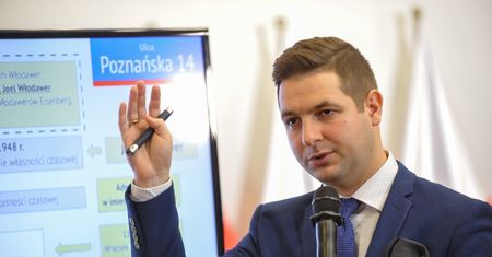 Odzyskaliśmy 500 milionów. Patryk Jaki chwali się sukcesem, do którego daleko