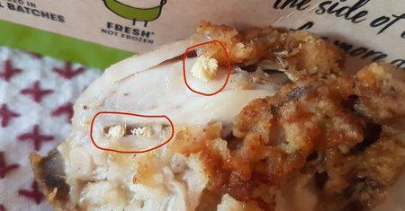 "Robaki" w daniu z KFC wywołały burzę w Australii