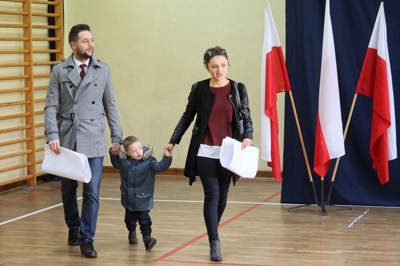 Wyniki wyborów exit poll. Patryk Jaki gratuluje Rafałowi Trzaskowskiemu. "Zawsze będzie mógł na mnie liczyć"