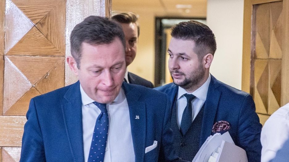Paweł Rabiej i Patryk Jaki podczas obrad Komisji do spraw reprywatyzacji nieruchomości warszawskich