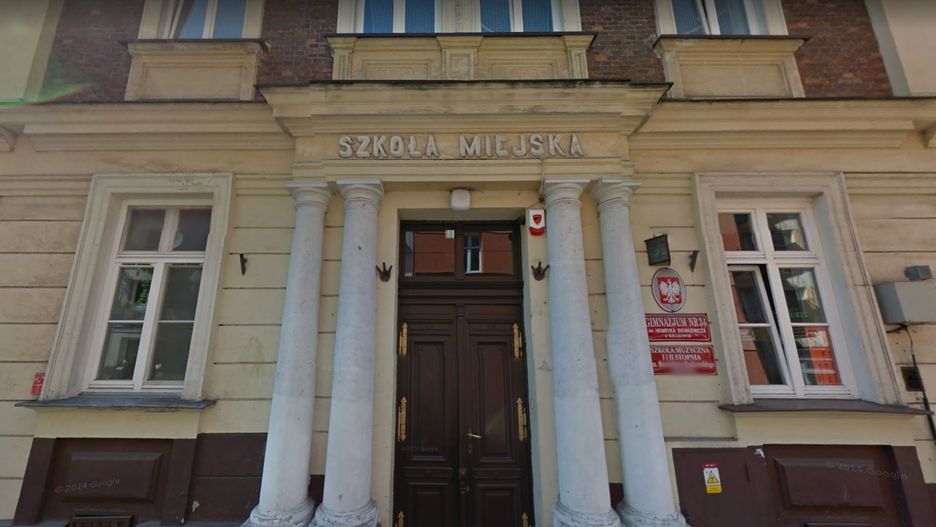 Kraków. Rozpoczęcie roku miało nastąpić w Zespole Szkół Społecznych przy ul. Potebni 7