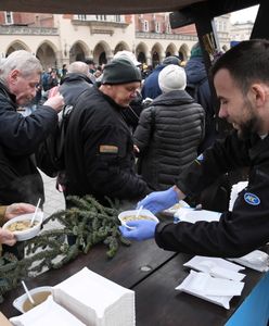 Kraków. Wigilia dla bezdomnych i potrzebujących. Przedstawiciela kurii brak