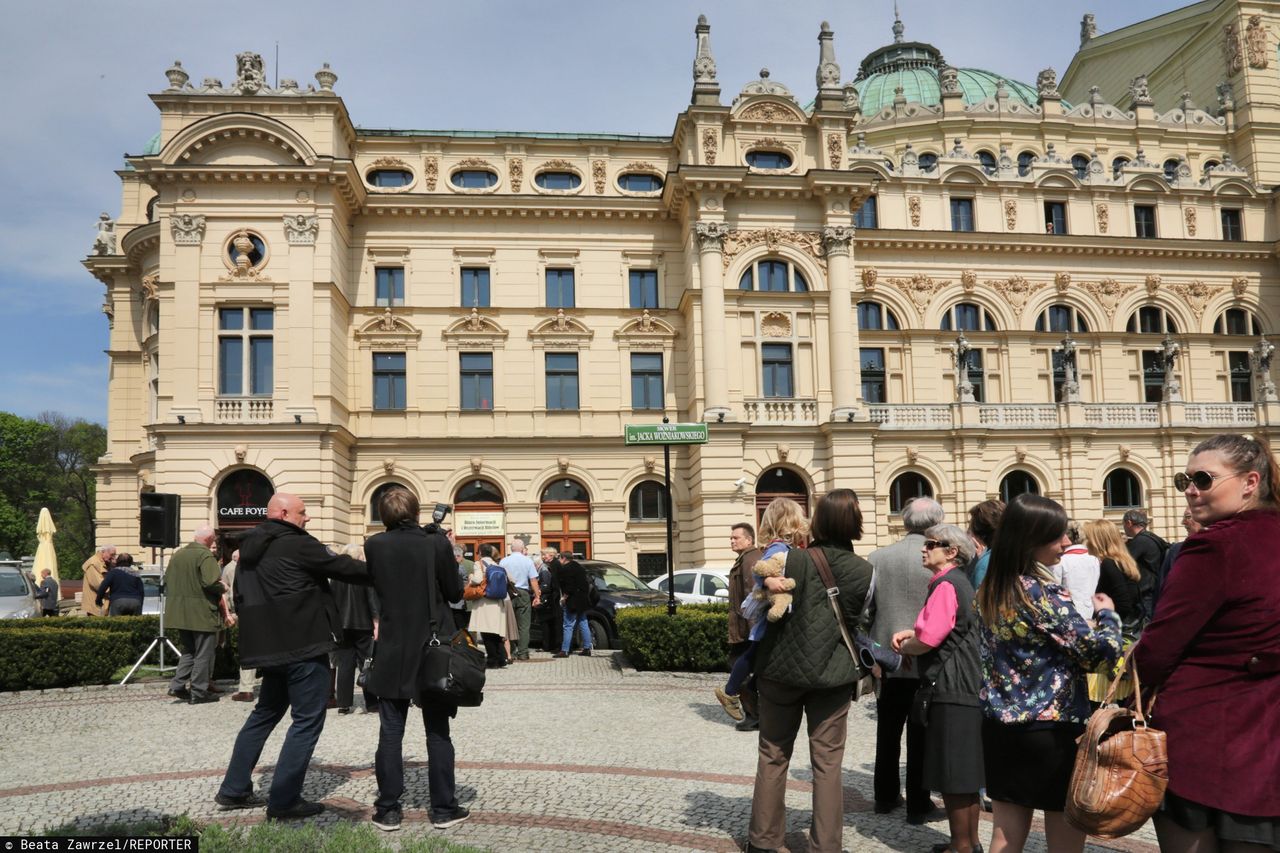 Ludzkie kości odkryte w centrum Krakowa. Podczas przebudowy pl. św. Ducha