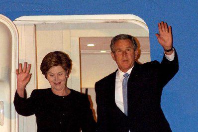 Bush w Krakowie i KL Auschwitz