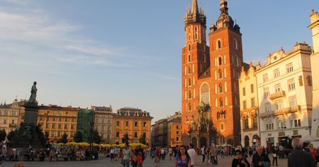Próbowali przejąć kamienicę w Krakowie. Sądy przyznały ją miastu, ale sprawców uniewinniły