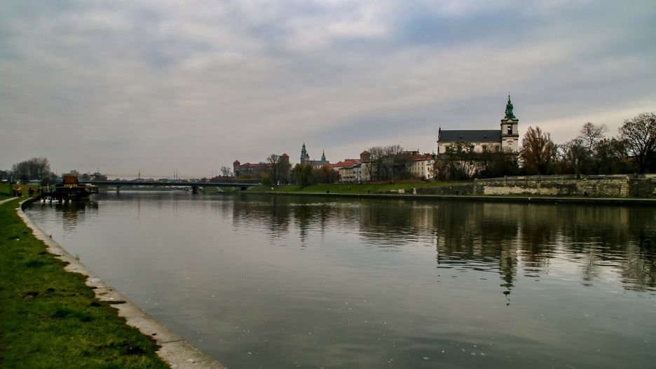 Smog Kraków i Katowice 10 grudnia 2019. Sprawdź pomiary zanieczyszczenia powietrza w Twoim mieście.