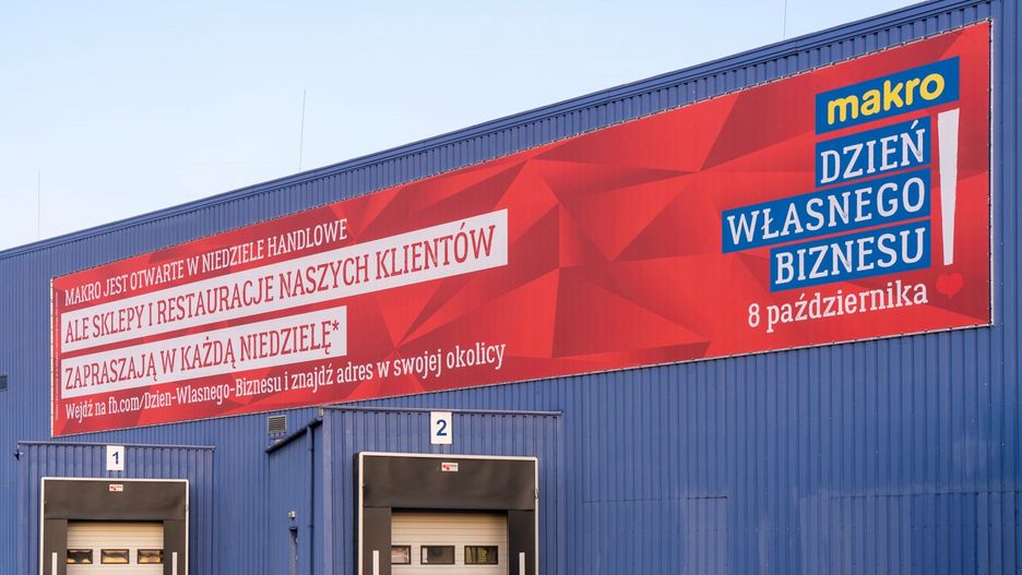 Makro zaprasza klientów w niedziele.