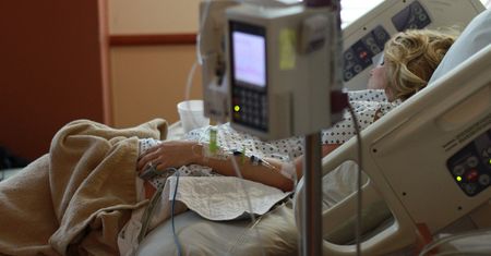 Dramatycznie niska liczba pielęgniarek, zwłaszcza do opieki długoterminowej.