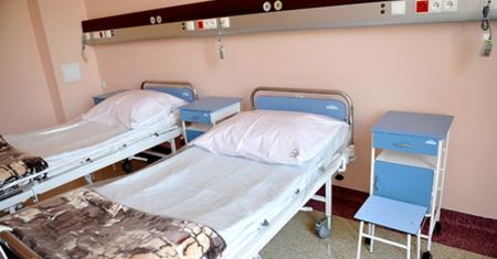 Z polskich szpitali zniknęło 15 tys. łóżek. Przez reformę