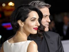 Amal Clooney w romantycznej sukience Giambattista Valli