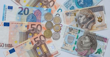 Kursy walut. Euro daleko od szczytu, ale to dobrze