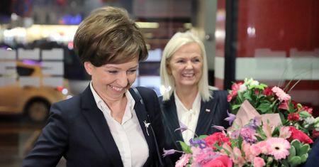 Minister pracy miała łamać kodeks pracy. PIP prześwietliła umowy z jej szkoły