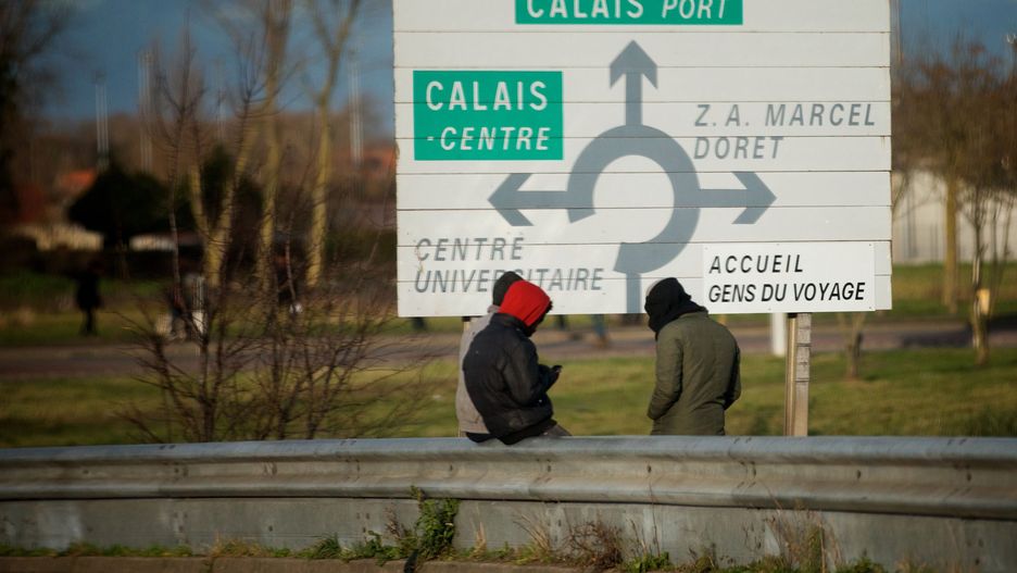 Imigranci wciąż przebywają we francuskim Calais. 
