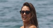 Jessica Alba pokazała idealne ciało na plaży. Trudno oderwać wzrok!