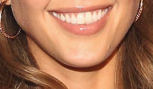 Rozpoznasz gwiazdy po uśmiechu?