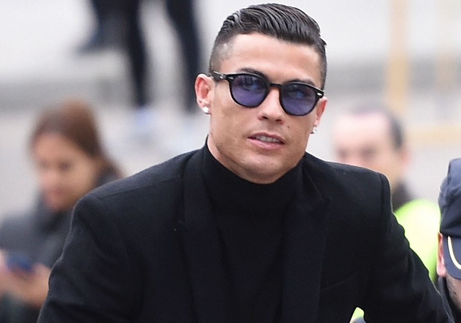 Proste ćwiczenie w 45 sekund. Każdy ma szansę zmierzyć się z Cristiano Ronaldo