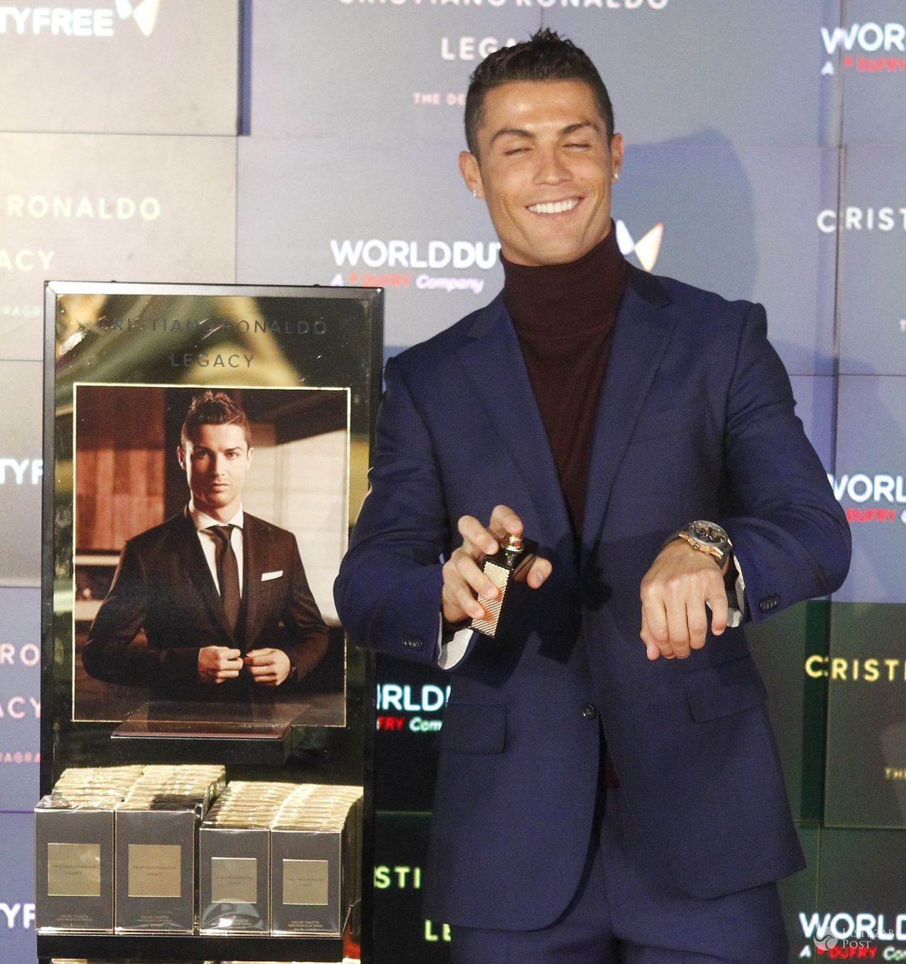 Cristiano Ronaldo promuje swoje pierwsze perfumy "Legacy" (fot. ONS)