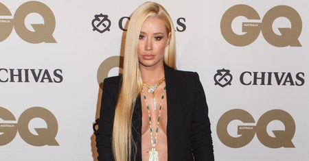 Iggy Azalea w samej marynarce na uroczystej gali