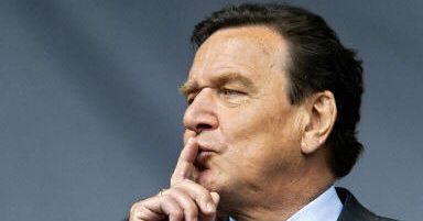 Schroeder za szybkim ratyfikowaniem konstytucji UE