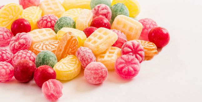 Ratowniczka wylicza produkty, których nie da dzieciom dopóki nie skończą 5 lat. Ma ważny powód. Fot.  Pexels