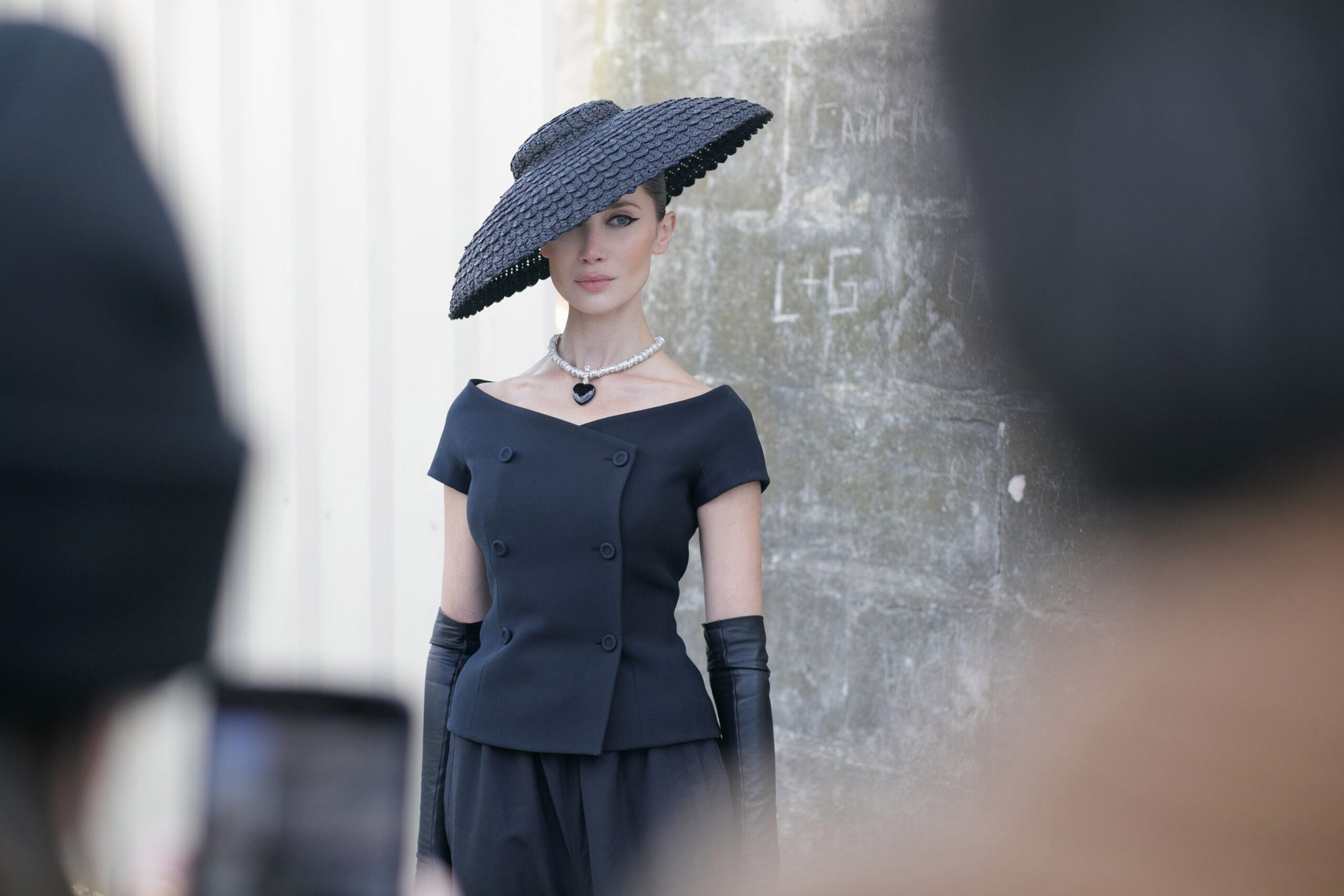 Sabina Jakubowicz na pokazie Diora