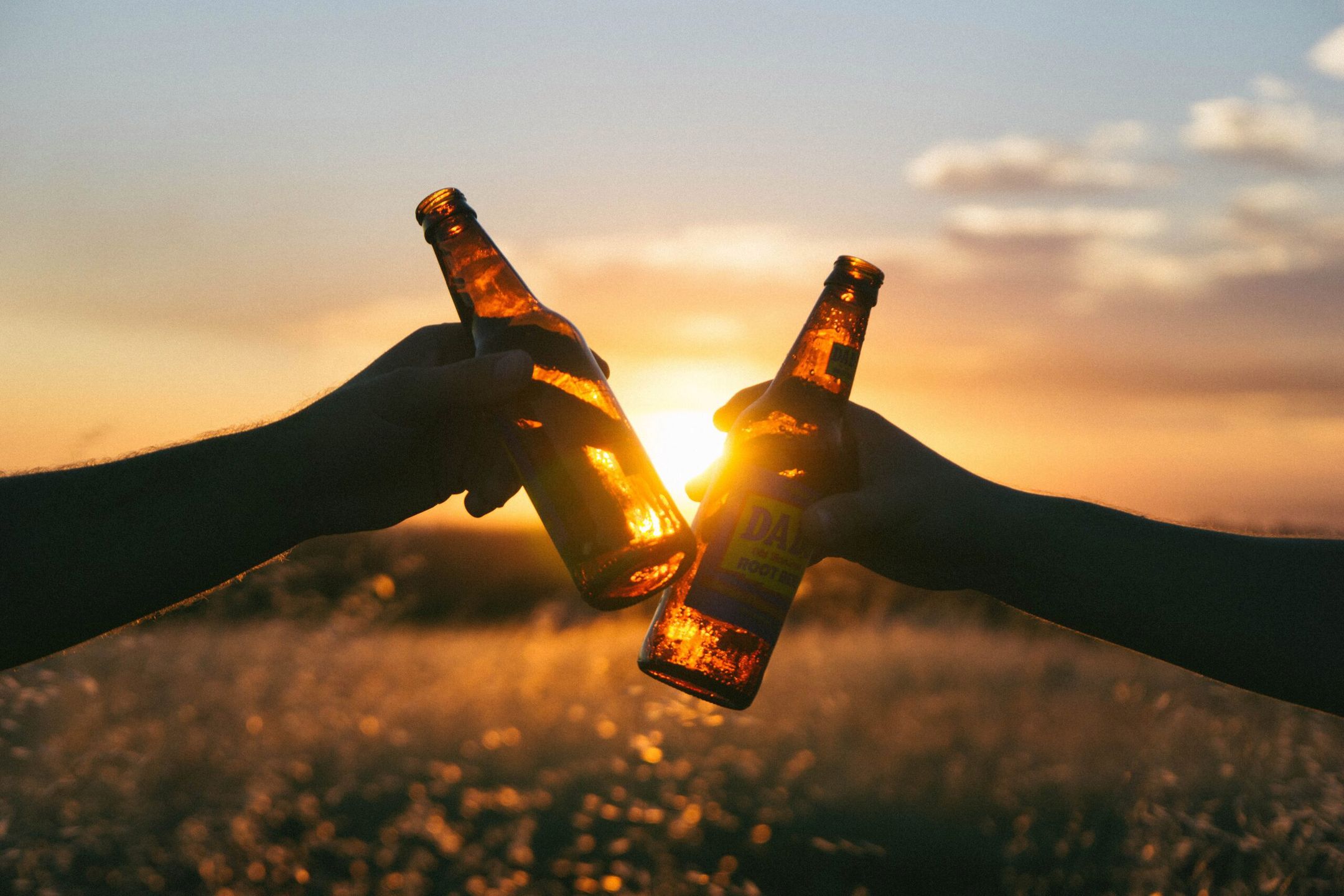 Czego nie pić w trakcie upałów? Alkohol to najgorszy wybór