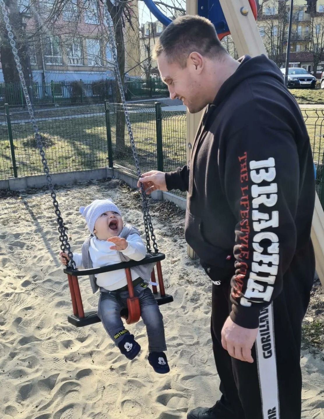 Krzysztof Radzikowski z synem | fot. Instagram.com/krzysztofradzikowski