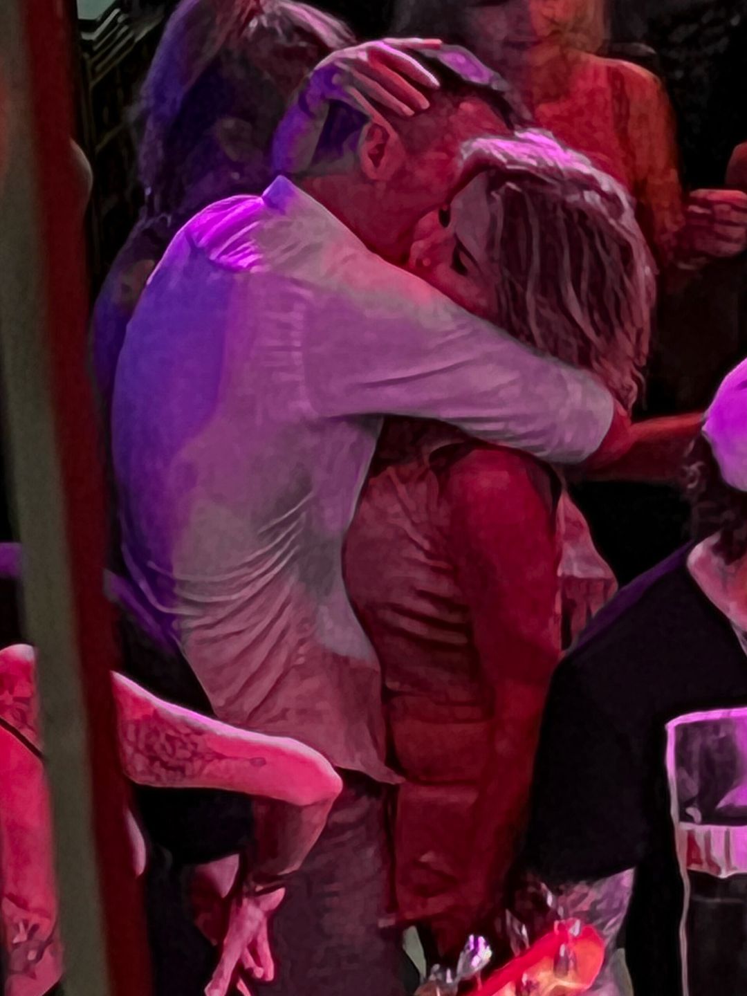 Joanna Racewicz w klubie z partnerem