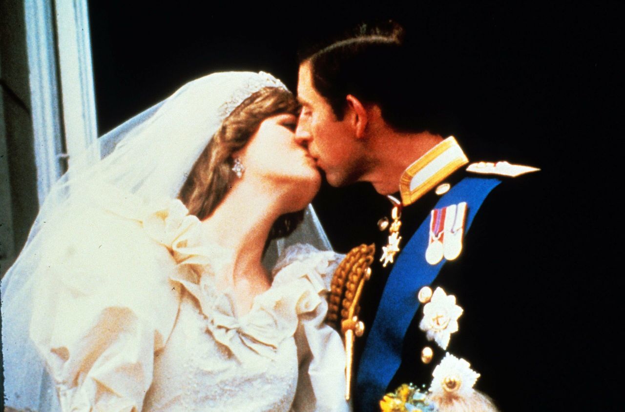 książę Karol, księżna Diana (fot ONS)