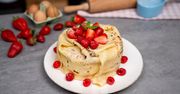 Wyjątkowy tort z naleśników, którego smaku nie zapomnisz. Idealny na letnie przyjęcia