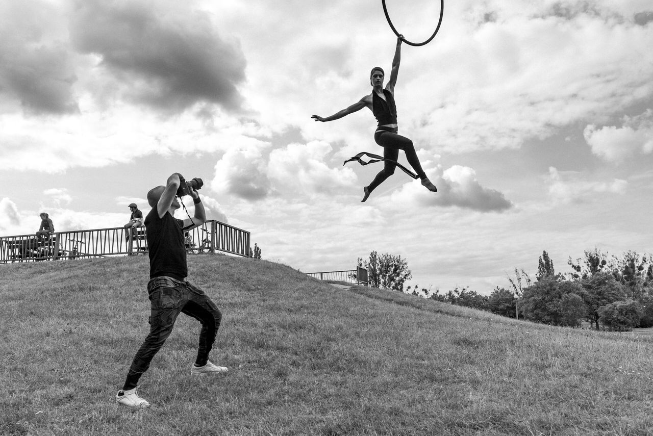 Znany Poznański fotograf Szymon Brodziak stworzył wyjątkową sesję na 100 lecie Targów Poznańskich