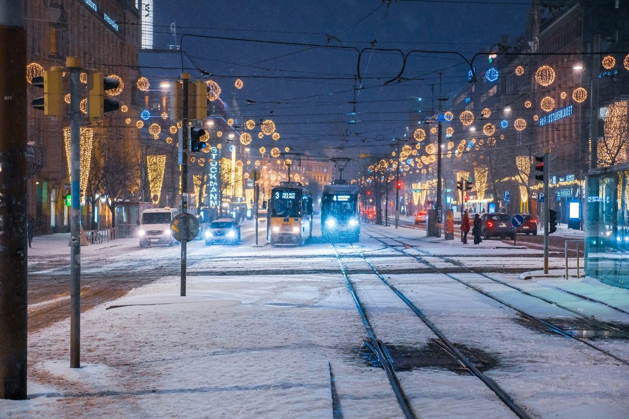 Śnieżyce paraliżują Finlandię: Tysiące bez prądu, wstrzymany transport i ekstremalne zjawiska pogodowe