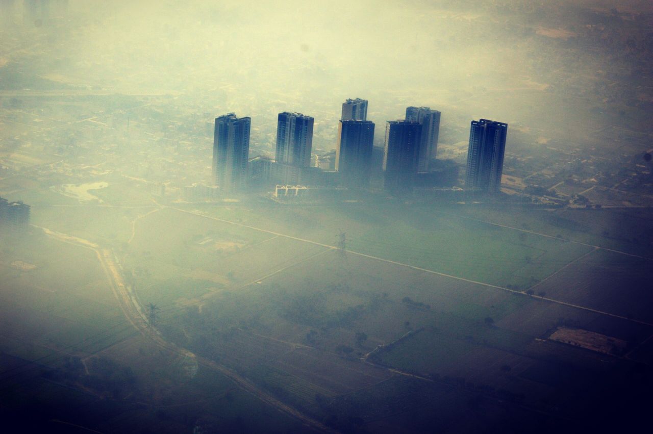 Toksyczny smog nad Delhi, władze ogłosiły stan zagrożenia zdrowia publicznego