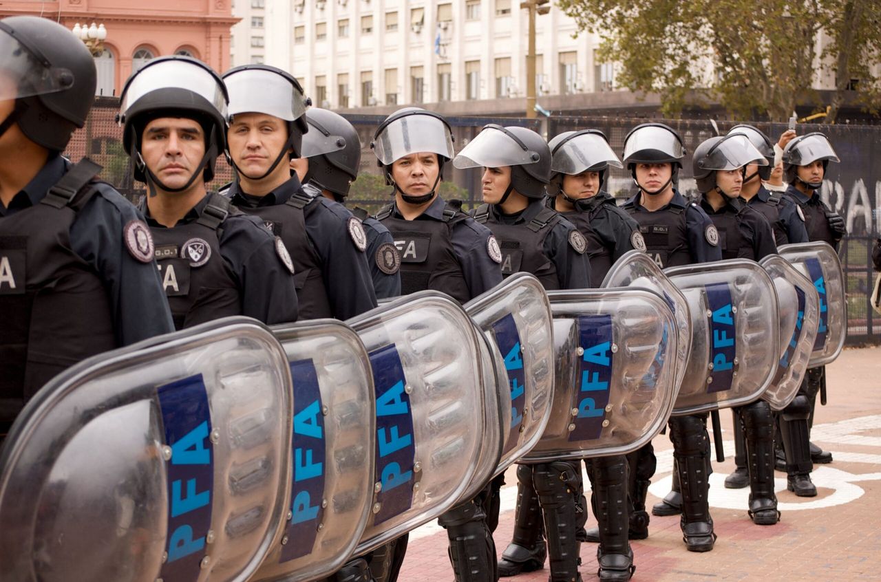 W Argentynie nie chcą oszczędności i reform. Brutalne starcia z policją