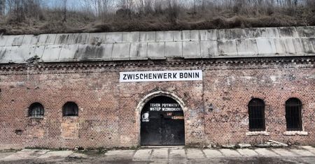 Ile  fortów jest w Poznaniu?