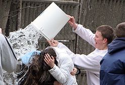 Policja apeluje o rozsądek przy polewaniu wodą