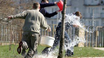 Śmigus - dyngus na ulicach Kielc