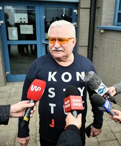 Lech Wałęsa tylko na to czekał. Zagraniczne media napisały o jego koszulce