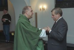 Lech Wałęsa twierdzi, że wyrzucił ks. Cybulę z funkcji kapelana