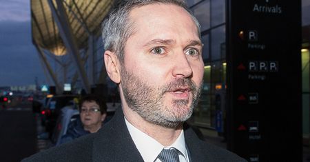 Kuźmiuk przywłaszczył sobie prezent dla Wałęsy? Afera tortowa w Strasburgu